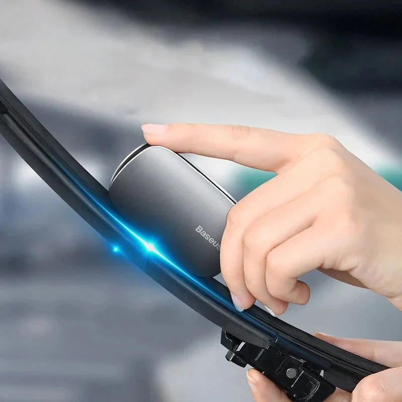 أداة إصلاح مساحات الزجاج الأمامي للسيارة